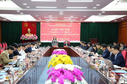 Phó Chủ tịch nước Võ Thị Ánh Xuân làm việc với Ủy ban bầu cử tỉnh Sơn La