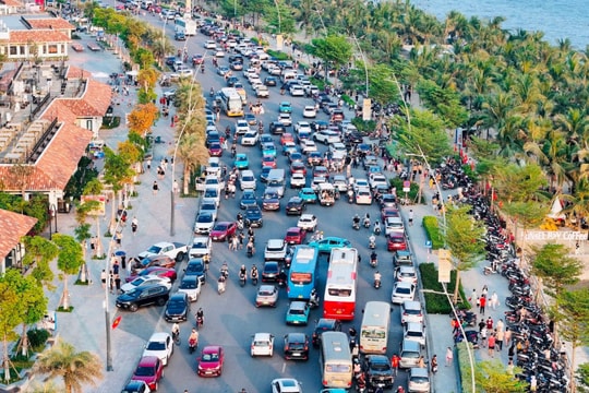 Quảng Ninh khởi động mùa du lịch hè với Carnaval Hạ Long 2026