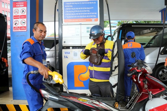 Nguồn cung xăng dầu tại TPHCM cơ bản ổn định