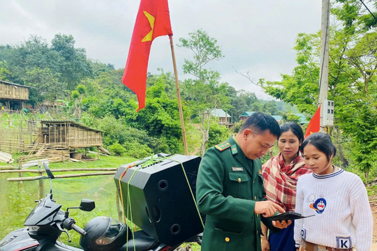 Không khí bầu cử lan tỏa trên tuyến biên giới Quảng Trị