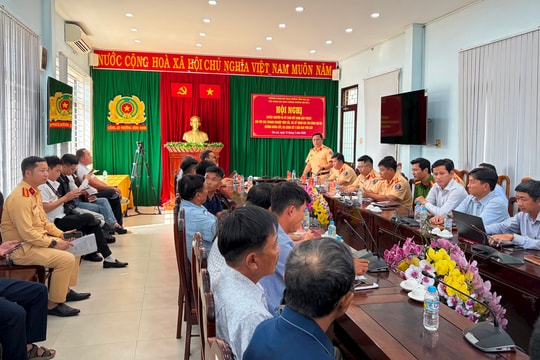 Hơn 300 xe/ngày phục vụ thi công mở rộng sân bay Phù Cát, CSGT Gia Lai “siết” tốc độ ngày đêm