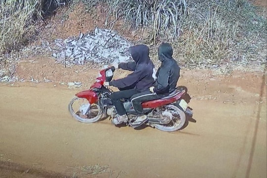 Dùng dao cướp tài sản của người phụ nữ thu mua hạt điều