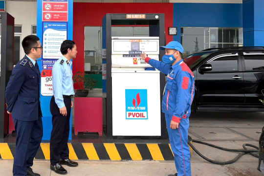 Xử lý nghiêm hành vi trục lợi khi giá xăng dầu biến động