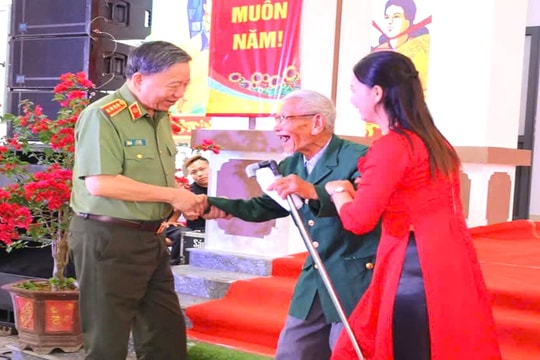 Lá phiếu của niềm tin