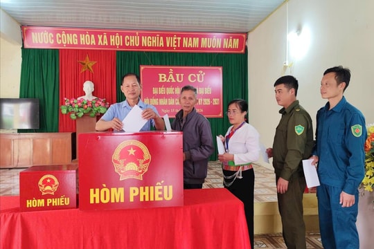 Ninh Bình có gần 90% cử tri đã đi bỏ phiếu