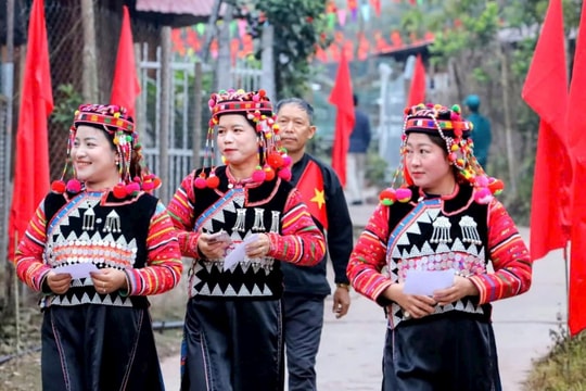 Điện Biên đạt 99,96% tỷ lệ cử tri đi bầu cử