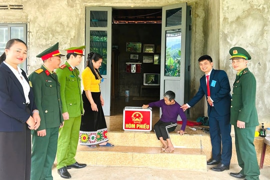 Nghệ An: 34 xã, phường đạt tỷ lệ cử tri đi bầu 100%