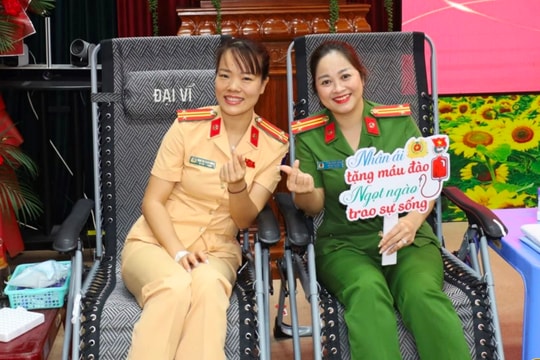 Lan tỏa nghĩa cử cao đẹp từ “Giọt hồng an ninh”