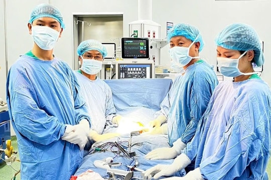 Liên tiếp phẫu thuật u ổ bụng ở trẻ, cảnh báo nguy cơ phát hiện muộn