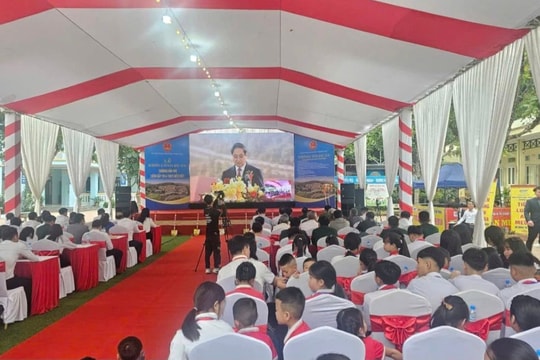 Thanh Hóa: Đồng loạt khởi công 10 trường phổ thông nội trú liên cấp tại các xã biên giới