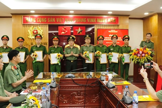 Thanh Hóa kiện toàn Công an các xã biên giới trọng điểm