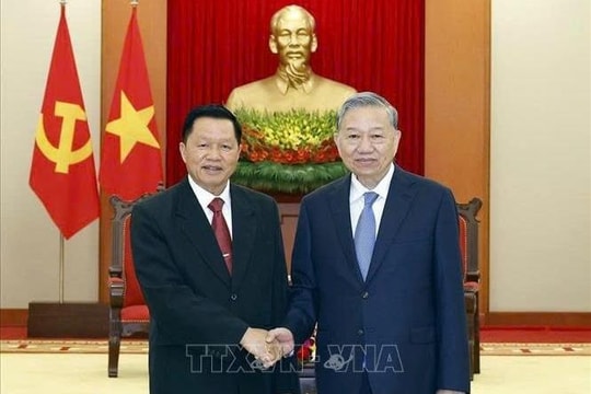 Tổng Bí thư Tô Lâm tiếp Bộ trưởng Bộ Công an Lào