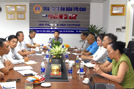 Tổng Biên tập Báo Công lý làm việc với Văn phòng đại diện tại TP.HCM