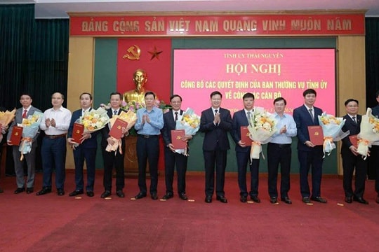 Công bố các quyết định điều động, bổ nhiệm cán bộ tại Thái Nguyên