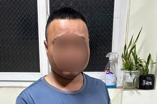 Đập kính ô tô trộm 95 triệu đồng, bị bắt sau 10 giờ