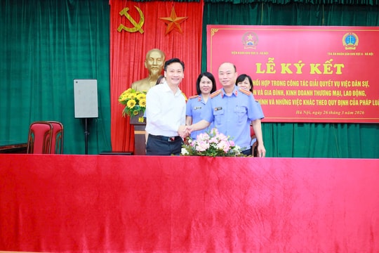 Ký kết quy chế phối hợp giữa Viện kiểm sát và TAND khu vực 6 - Hà Nội