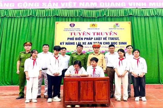 Học sinh “thấm luật” qua những tình huống thực tế
