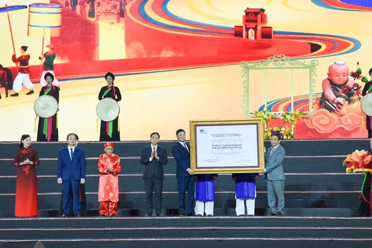 Bắc Ninh đón nhận Bằng ghi danh của UNESCO về tranh dân gian Đông Hồ