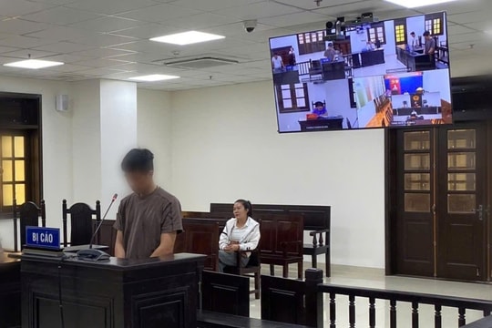 Lĩnh án tù vì trộm 4 bánh xe ô tô