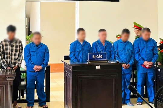 Rủ nhau thực hiện nhiều vụ cướp để thỏa mãn cơn nghiện