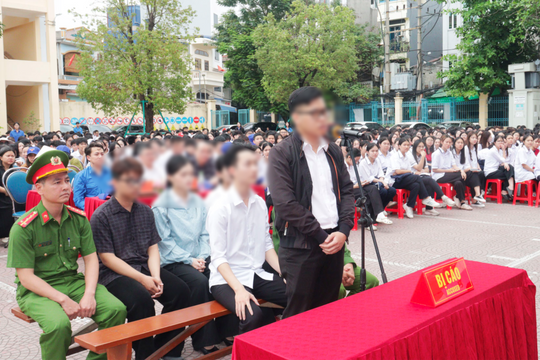 Phiên tòa giả định phòng, chống tệ nạn ma túy trong học đường