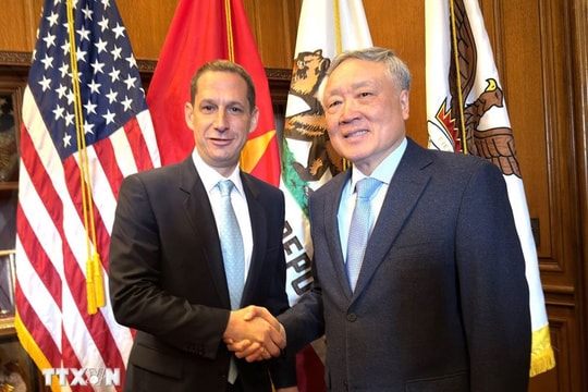 Khuyến khích nhà đầu tư San Francisco đầu tư vào Trung tâm Tài chính quốc tế