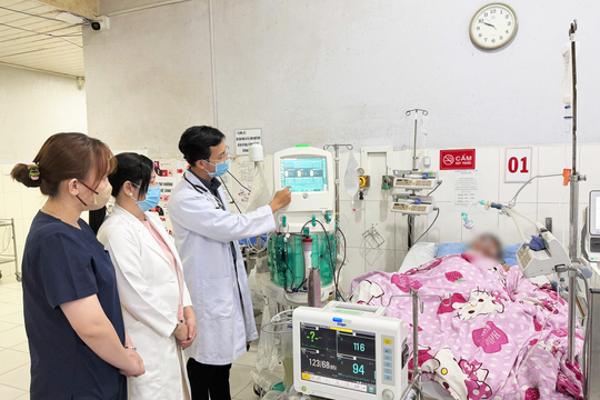 Bệnh viện Chợ Rẫy hỗ trợ cứu sống ca bệnh thập tử nhất sinh