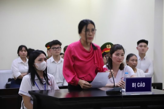 Radio pháp đình: Bài học đắt giá từ một phiên tòa
