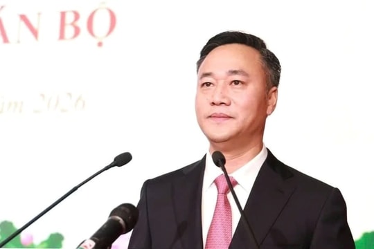 Ông Nguyễn Việt Hùng làm Chủ tịch UBND tỉnh Khánh Hòa