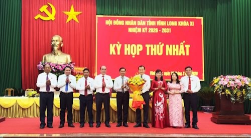Kỳ họp thứ nhất HĐND tỉnh Vĩnh Long khóa XI thành công tốt đẹp