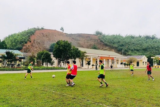 Sân chơi cuối tuần tiếp lửa tinh thần chiến sĩ