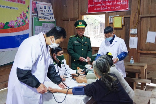 Thắt chặt nghĩa tình, xây dựng biên cương vững chãi