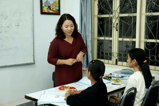 Tuyển giáo viên dạy tiếng Việt tại Lào, hưởng 1.350 USD/tháng