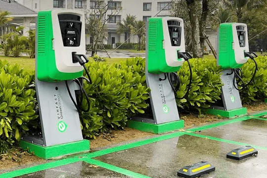 TP.HCM phủ sóng mạng lưới trạm sạc điện