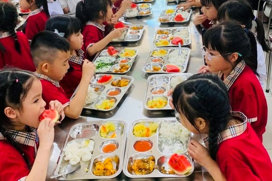 Siết chặt an toàn thực phẩm trong trường học