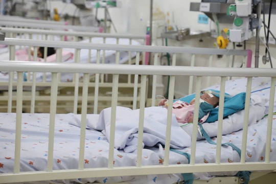 TP.HCM ghi nhận gần 10.000 ca tay chân miệng
