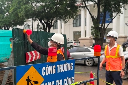 Hà Nội phân luồng giao thông phục vụ thi công chống ngập