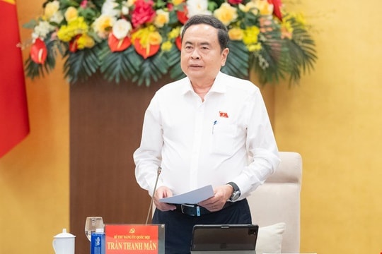 Chủ tịch Quốc hội: Tạo khí thế mới, niềm tin mới cho nhiệm kỳ mới