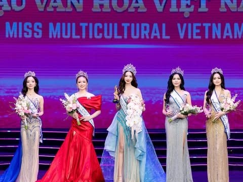 Nguyễn Trần Hà Linh đăng quang Hoa hậu Văn hóa Việt Nam 2026