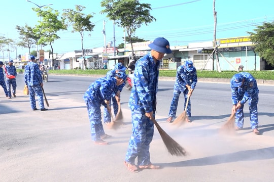 Bộ Tư lệnh Vùng Cảnh sát biển 4 tích cực hưởng ứng “Ngày Vì môi trường Phú Quốc”