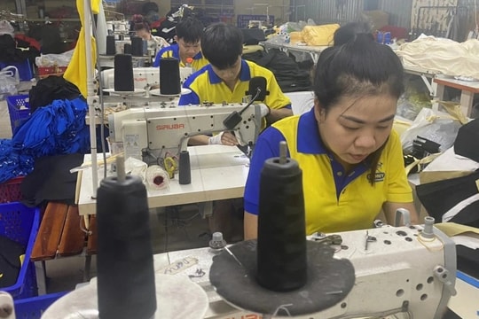 Công đoàn lấy ý kiến người lao động về hoán đổi lịch nghỉ lễ