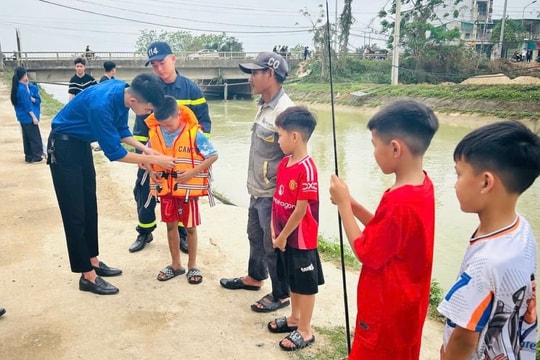 Đuối nước trẻ em: Những mất mát không thể lấp đầy