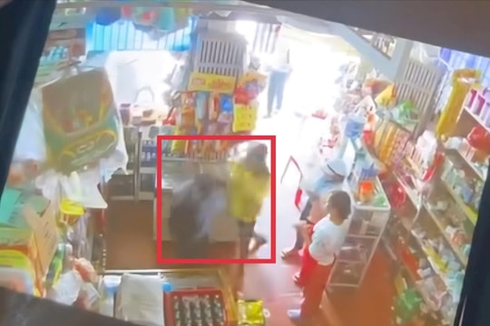 Xác minh vụ học sinh ở Huế bị người đàn ông đánh liên tiếp vào mặt