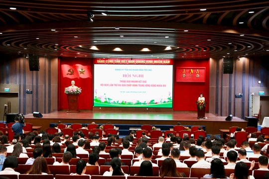Hội nghị thông báo nhanh kết quả Hội nghị lần thứ hai Ban Chấp hành Trung ương Đảng khóa XIV