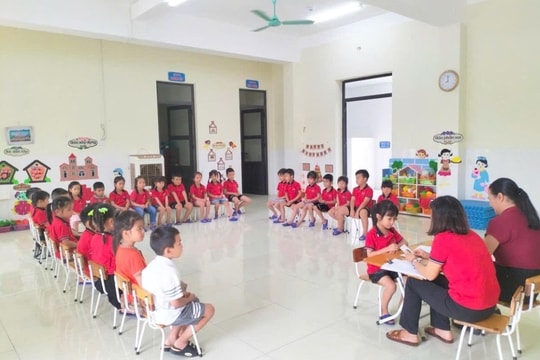Siết chặt quản lý nguồn thực phẩm, bếp ăn bán trú trong trường học