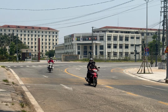 Nắng nóng cực đoan, Huế nâng cảnh báo rủi ro lên cấp 2