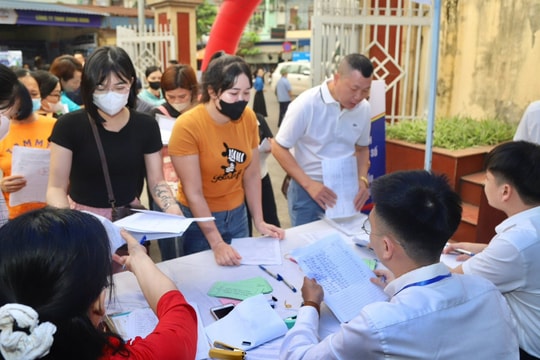 Hơn 3.000 người tham gia kết nối việc làm tại Thái Nguyên