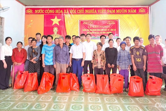 TAND khu vực 10 - Gia Lai kết nghĩa với làng Tơ Bla, xã Kon Chiêng