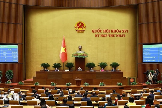 Hôm nay, Quốc hội khóa XVI thông qua Nghị quyết về thuế tiêu thụ đặc biệt với xăng dầu