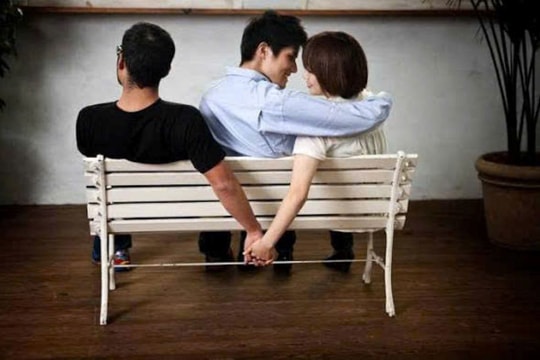 Tăng chế tài xử lý với hành vi ngoại tình